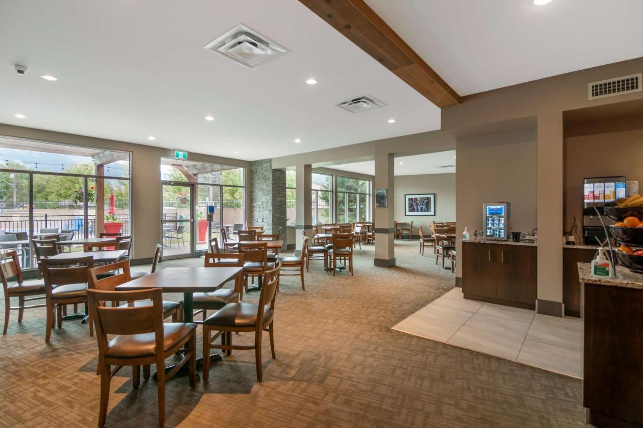 Best Western Plus Revelstoke Ngoại thất bức ảnh