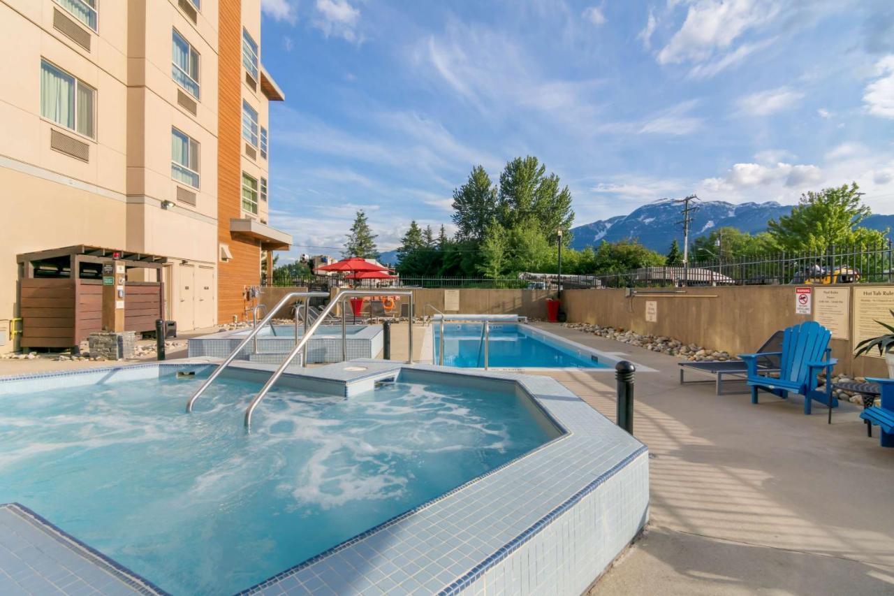 Best Western Plus Revelstoke Ngoại thất bức ảnh