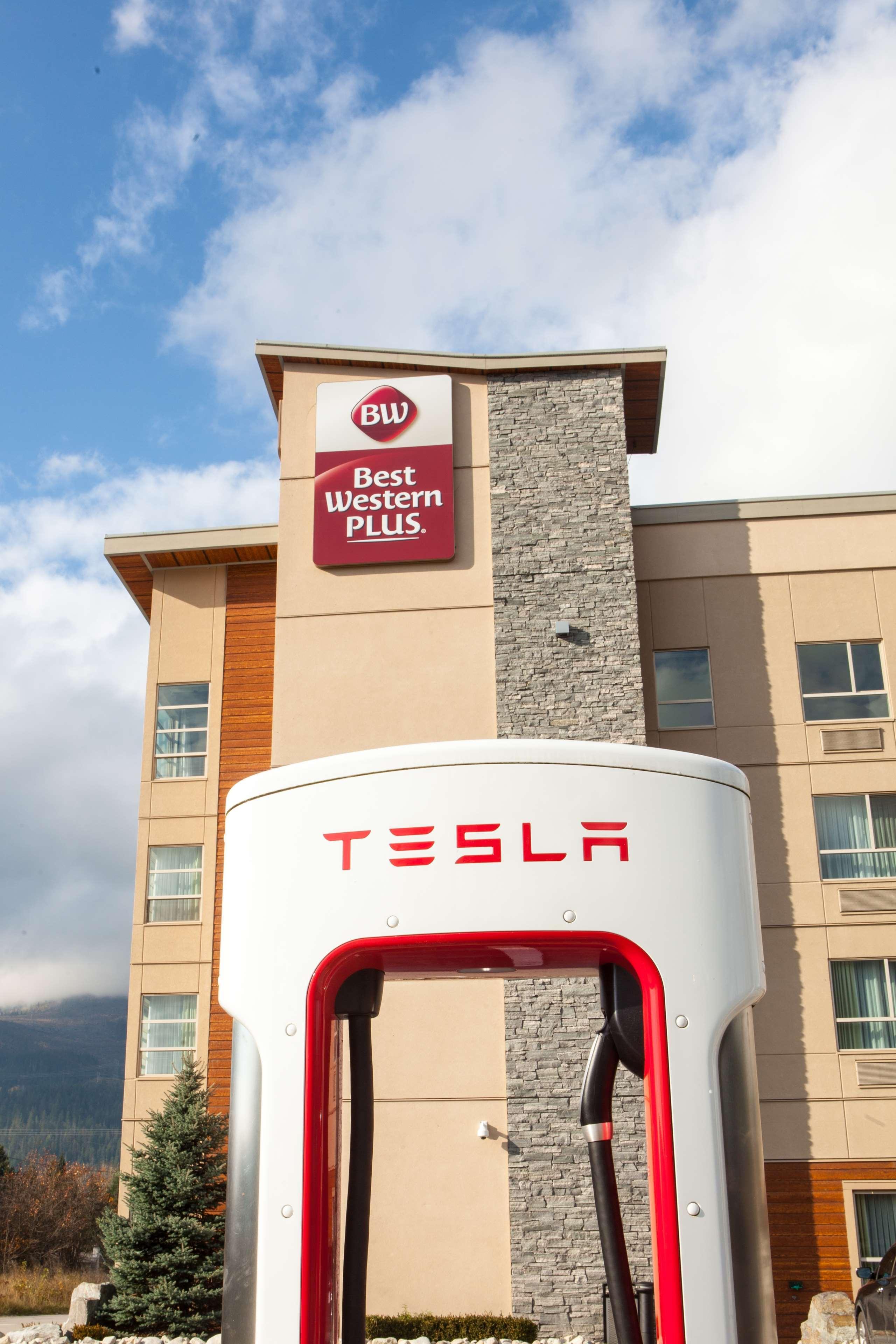 Best Western Plus Revelstoke Ngoại thất bức ảnh