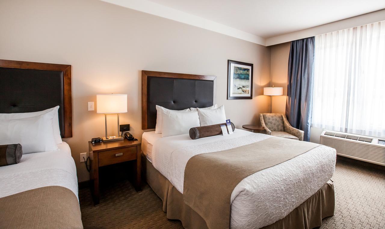 Best Western Plus Revelstoke Ngoại thất bức ảnh