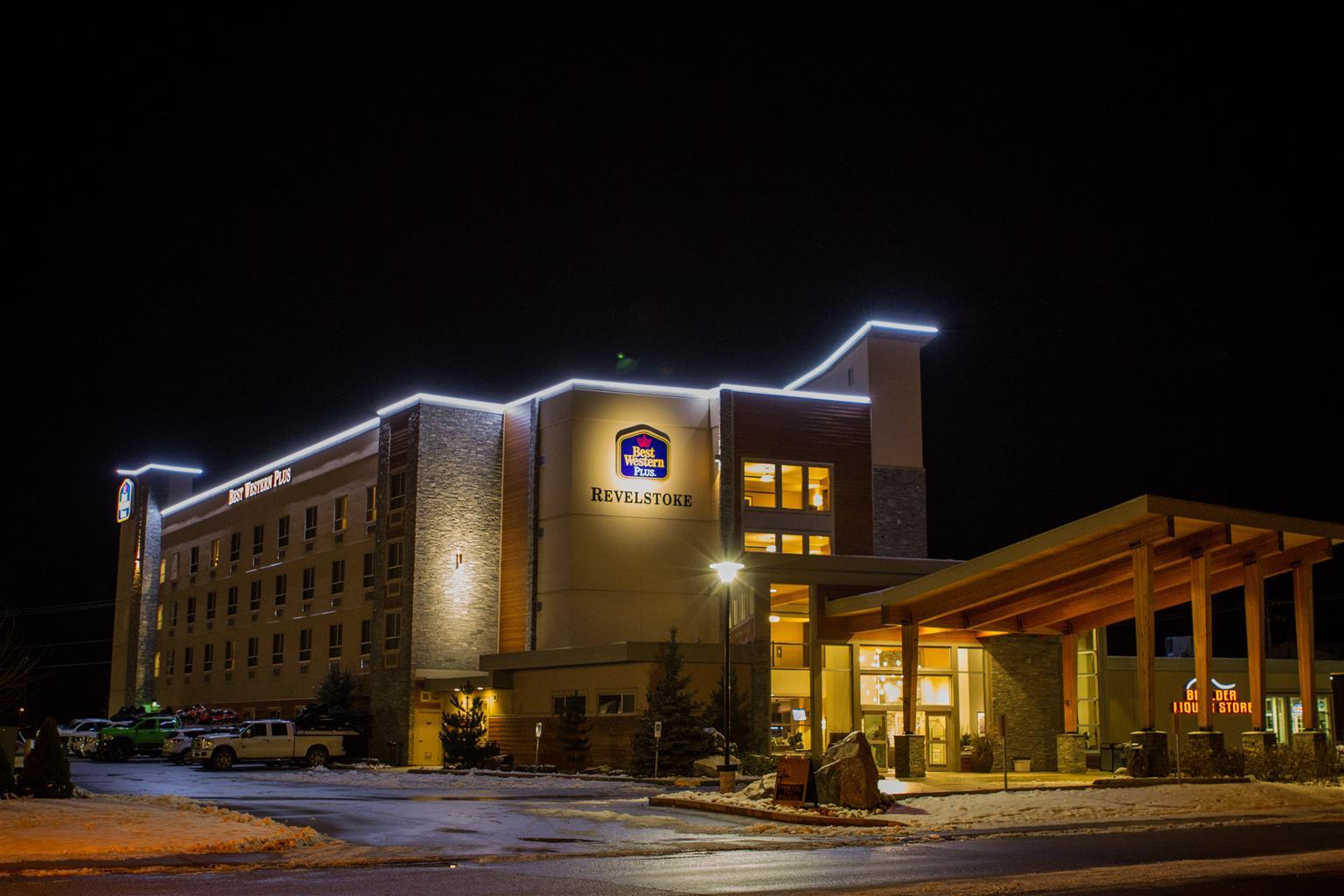 Best Western Plus Revelstoke Ngoại thất bức ảnh