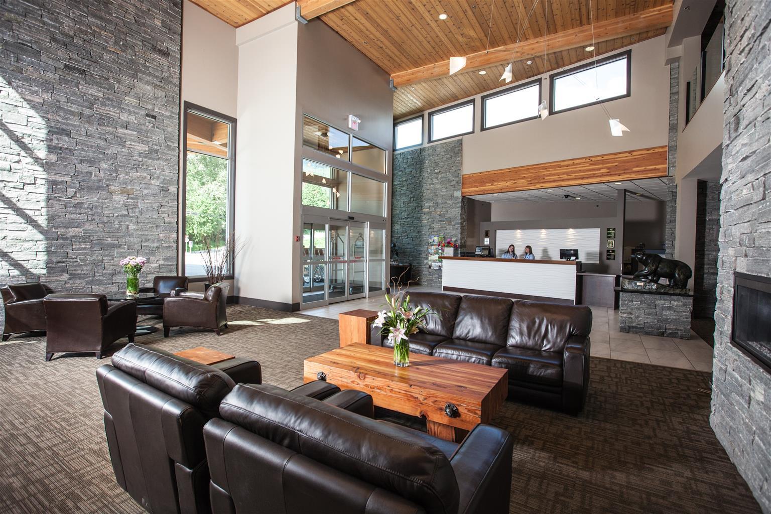 Best Western Plus Revelstoke Ngoại thất bức ảnh