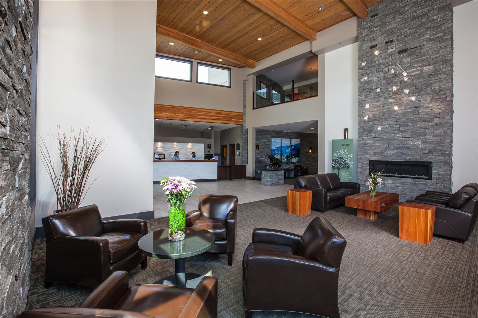 Best Western Plus Revelstoke Ngoại thất bức ảnh